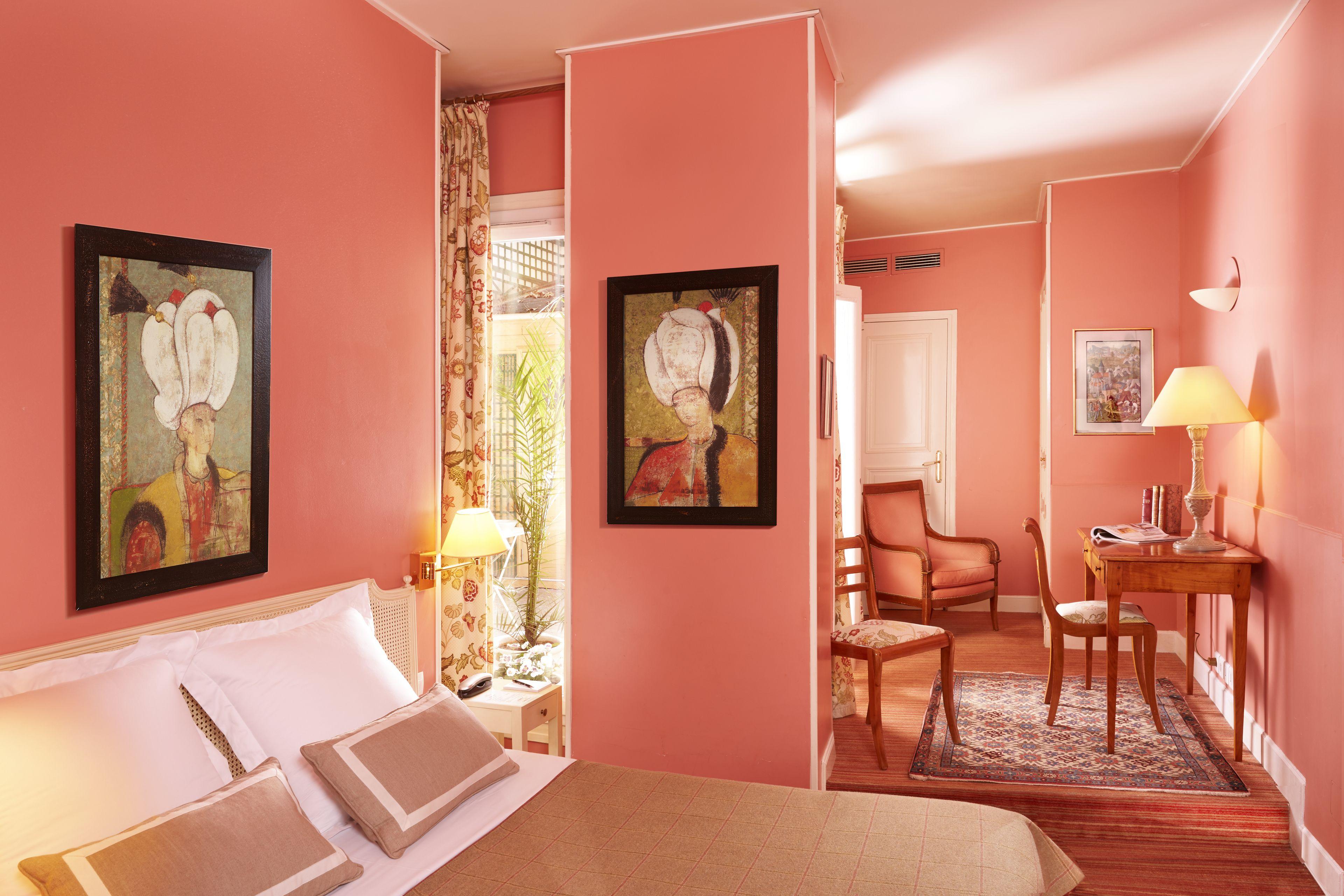 Relais Du Louvre Paris
